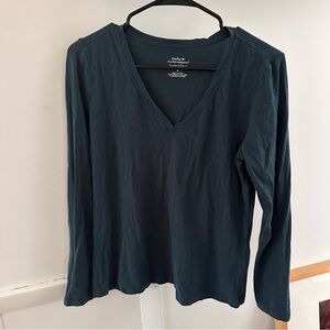 Banana Republic long sleeve tee